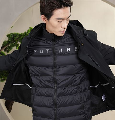 轻薄门徒娱乐羽绒服定做厂家26667_26668