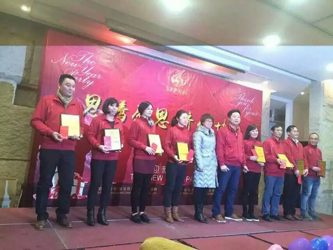 表彰门徒娱乐的优秀员工